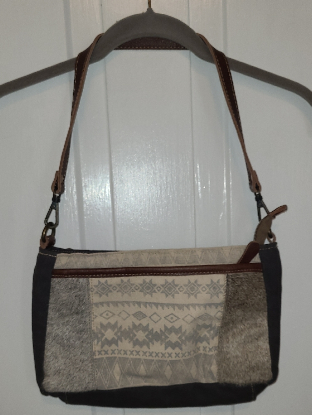Myra Patterned Shoulder Bag